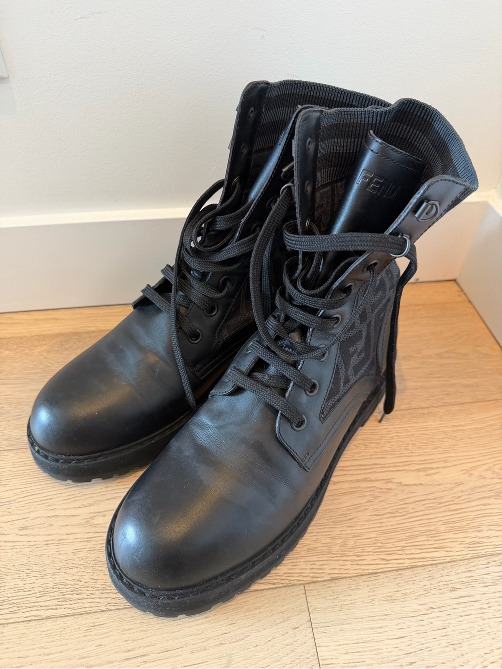 Fendi Men’s Black Leather FF Logo Knit Combat Boots US8
